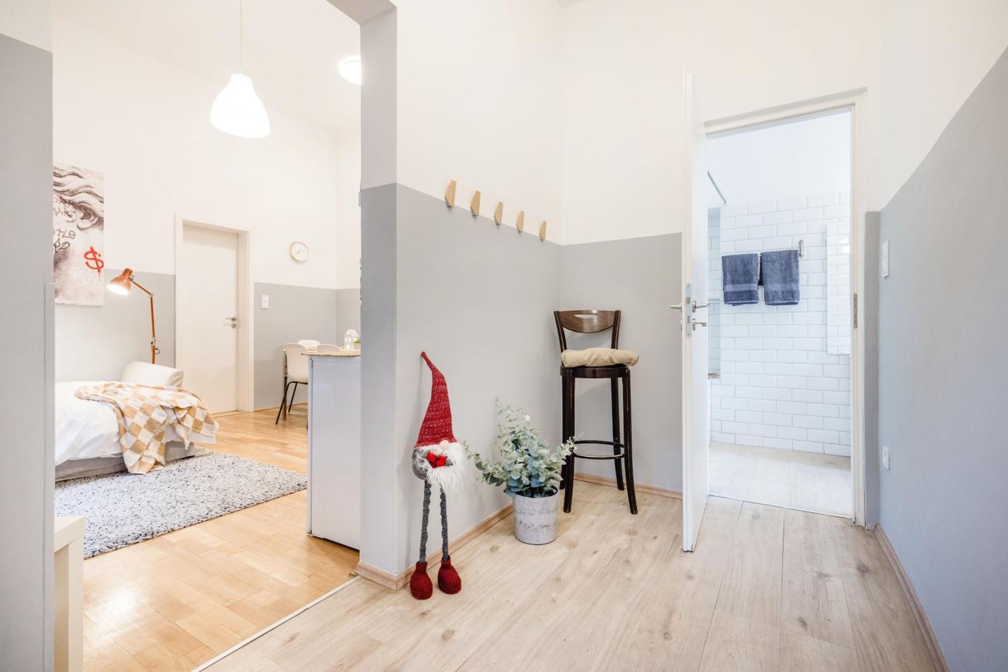 - 2 Min To Newyork Cafe Apartment