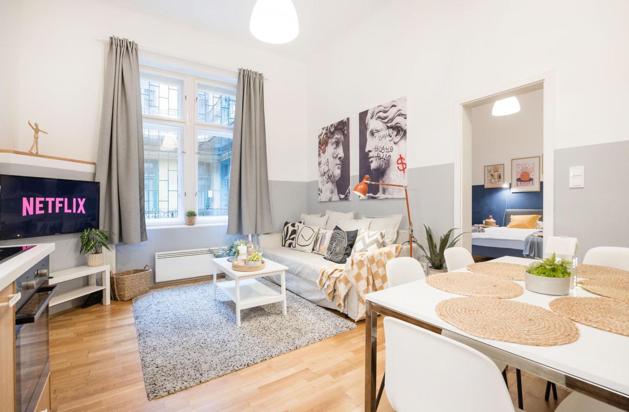 - 2 Min To Newyork Cafe Apartman