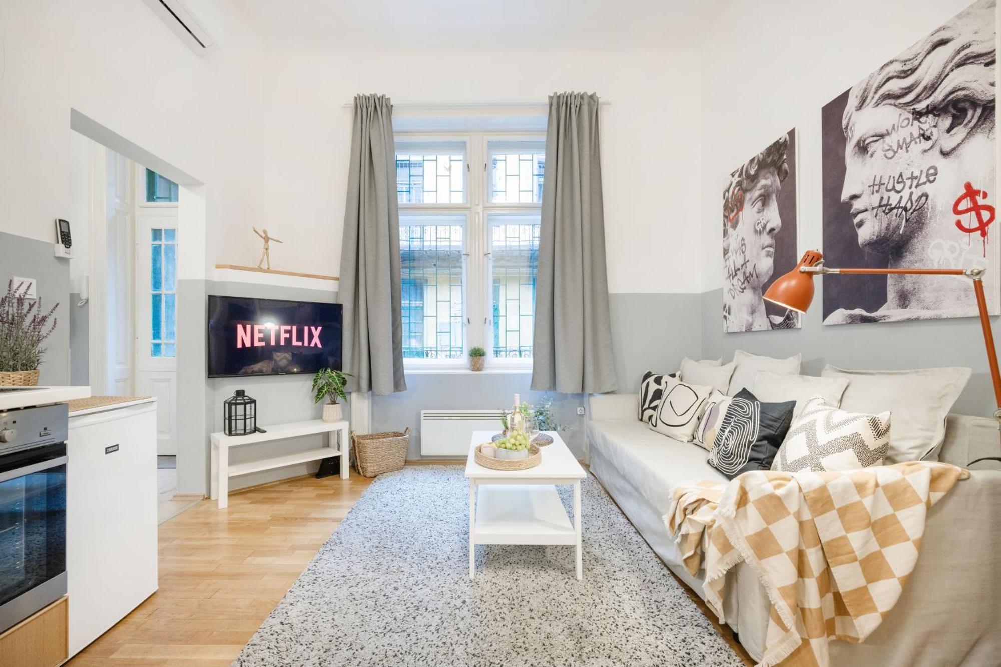 - 2 Min To Newyork Cafe Apartman Budapest